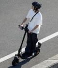 アルペンが特定小型原付を発売！「キックスケータータイプ／自転車タイプ／スクータータイプ」をスポーツデポで順次展開