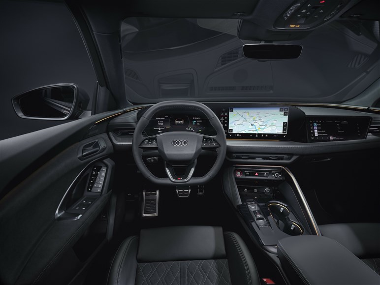 アウディの人気SUV「Q5」が新型に。スポーティなデザインへと一新、MHEV化で約840万円から