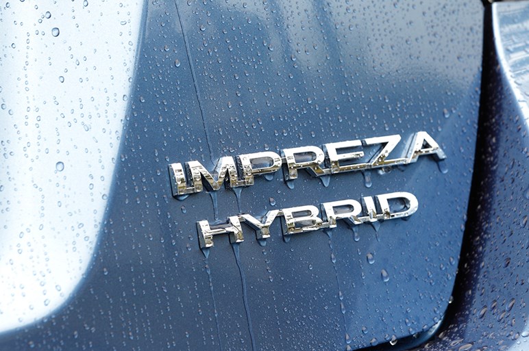 インプレッサスポーツに「ハイブリッド」追加、燃費は20.4km/L