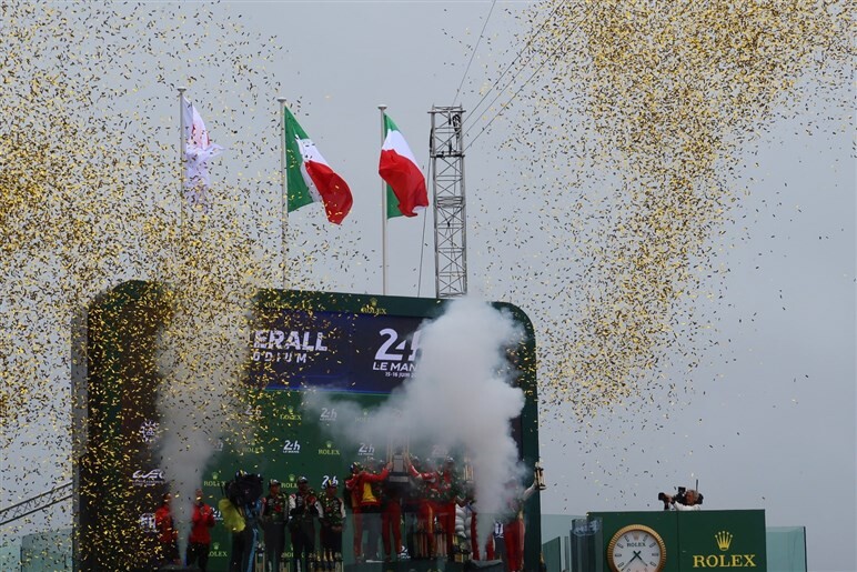 レースなんて誰も見てないじゃん！　大量のビール、お化け屋敷、フェス…ル・マン24hは楽しければ何でもアリなお祭りだった