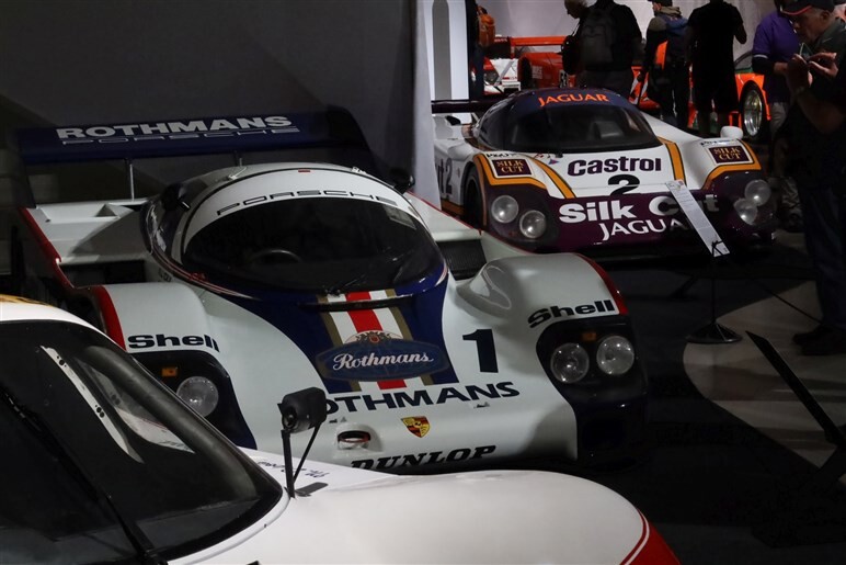 レースなんて誰も見てないじゃん！　大量のビール、お化け屋敷、フェス…ル・マン24hは楽しければ何でもアリなお祭りだった