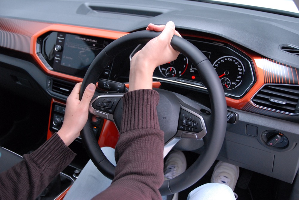 まだやってる 内掛けハンドルには百害あって一利なし Driver Web 自動車情報サイト 新車 中古車 Carview