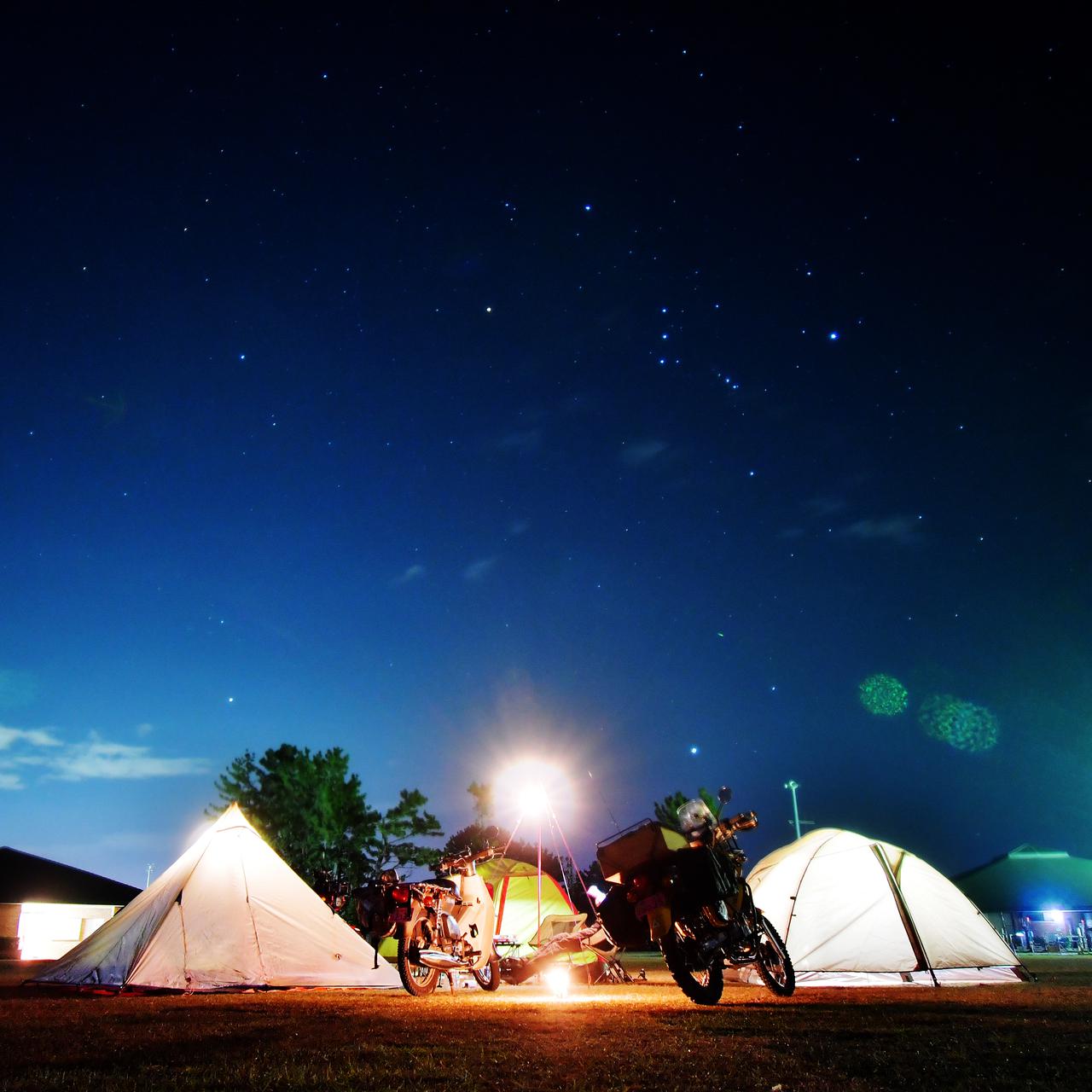 キャンプの夜は星景撮影が楽しいよ デジイチやgoproでの星の撮り方とか道具 便利なアプリを紹介するぞ 若林浩志のスーパー カブカブ ダイアリーズ Vol 54 Webオートバイ の写真 自動車情報サイト 新車 中古車 Carview