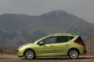 プジョー207にワゴン追加　SWの使い勝手･走りは？