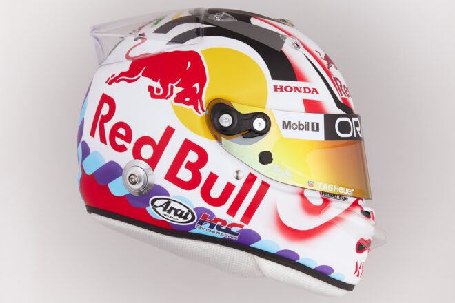 F1 日本GP 非売品ポストカード4枚＋角田裕毅ステッカー F1 日本GP 非売品ポストカード4枚＋角田裕毅ステッカー ポスト
