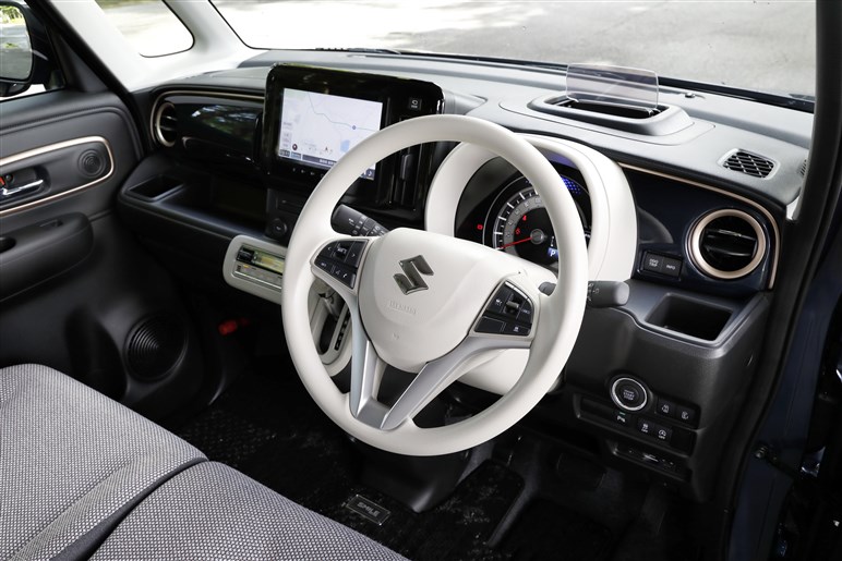 スズキ ワゴンrスマイル 試乗記 ライトな人とカーマニアに向けた二部構成でお届け Carview 自動車情報サイト 新車 中古車 Carview