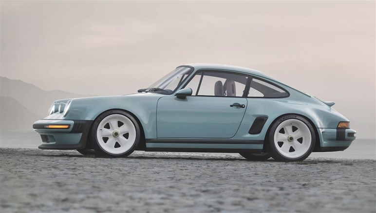 【ため息の出る美しさ】米シンガーの最新作は希少な「911SSE」オマージュ。限定100台で億超えは必至