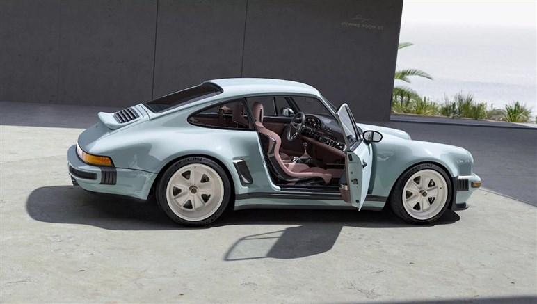 【ため息の出る美しさ】米シンガーの最新作は希少な「911SSE」オマージュ。限定100台で億超えは必至