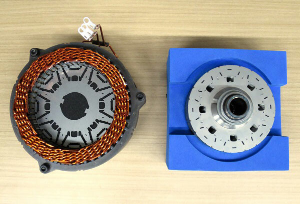 トヨタ、ネオジム（Nd）使用量を大幅に削減したモーター用新型磁石「省ネオジム耐熱磁石」を開発