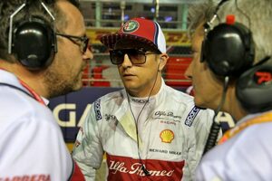 ライコネン「接触でレースは終わり。避けたかったが間に合わなかった」：アルファロメオ F1シンガポールGP日曜