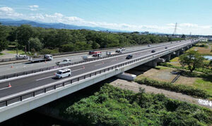 「巨大イオンから巨大イオンまで」4車線に！ 県都の西側貫く国道バイパス、29日に全線4車線化 岩手