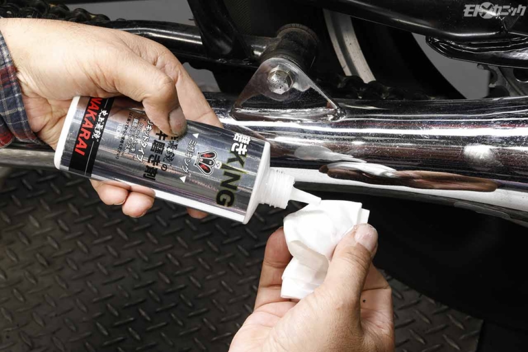 手入れが重要な絶版車のクロームメッキ 適材適所で活用したい メッキング ミガキング サビトリキング Webヤングマシン 自動車情報サイト 新車 中古車 Carview