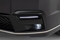 ホンダ「ステップワゴン」純正アクセで魅せる！重厚感あふれるブラックスタイル