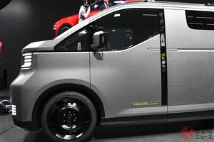 「見たかった…」 トヨタ「次期ハイエース」は200系・300系サイズ展開!? 東京展示も地方巡業”ナシ!?  実車見れず嘆きの声も