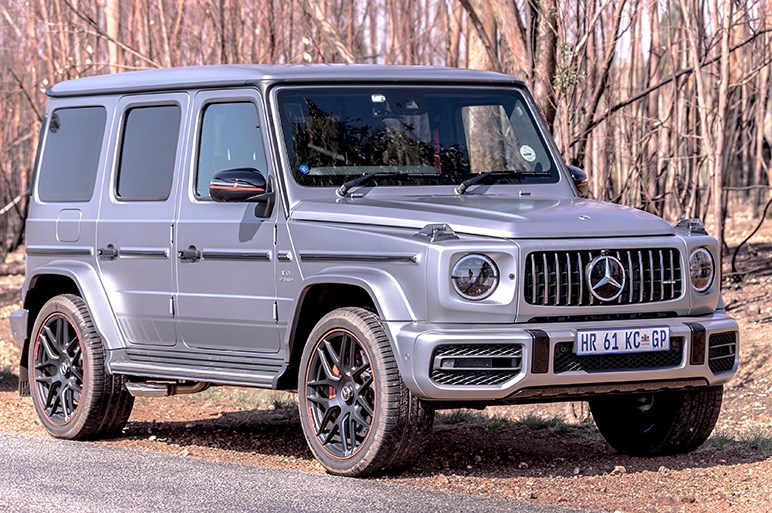 メルセデスAMG G63を南アフリカでテスト 百獣の王とオフローダーの王が対決？