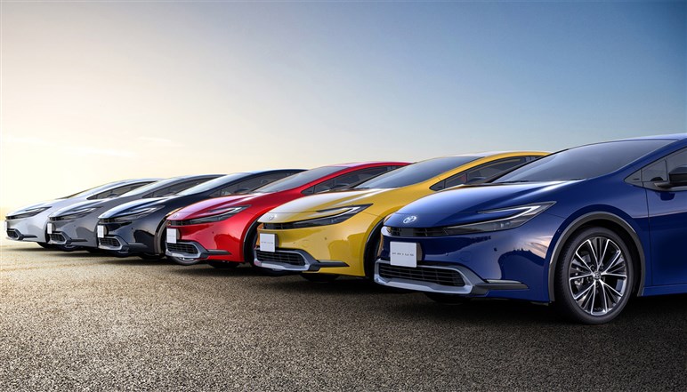 PHEV「Z」より70万円、HVよりも安い!? いろいろ衝撃なプリウスPHEV「G」のお買い得度
