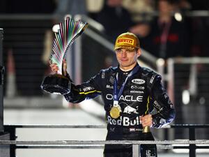 【F1第22戦ラスベガスGP決勝】チャンピオン争いは緊迫した状況に！フェルスタッペンが今季6勝目