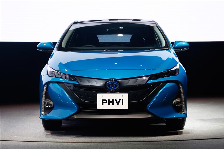 新型プリウスphv発売 Ev走行距離は68 2kmに大幅向上 価格は326万円から Carview 自動車情報サイト 新車 中古車 Carview