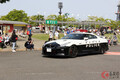 えっ…!? 謎の「シマ柄」なクルマ発見！ カモフラージュで公道をコソコソ走る「覆面車」は何してるの？