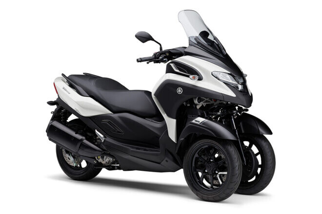 ヤマハ、フロント2輪モデル『トリシティ300』のカラーリングを変更した2025年モデルを発表