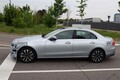 【詳細解説】メルセデスベンツ新型「Cクラス」の変更点は？ 星型LEDなど見どころ多数…26年登場