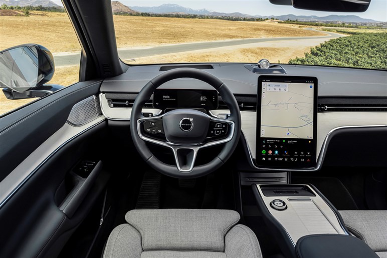 【名車復活】ボルボ新型「XC70」のプロトタイプ画像がリーク。中国以外の展開も計画…日本はどうなる？