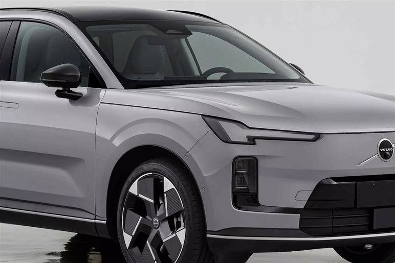 【名車復活】ボルボ新型「XC70」のプロトタイプ画像がリーク。中国以外の展開も計画…日本はどうなる？