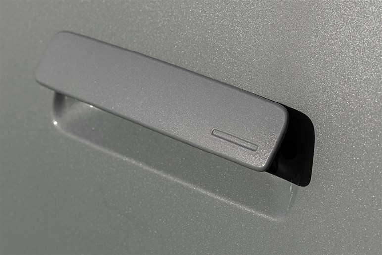 【名車復活】ボルボ新型「XC70」のプロトタイプ画像がリーク。中国以外の展開も計画…日本はどうなる？
