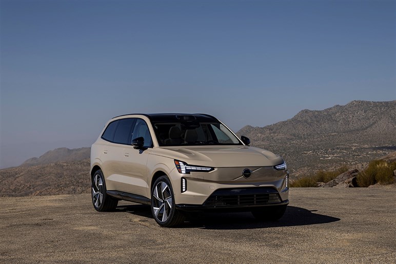 【名車復活】ボルボ新型「XC70」のプロトタイプ画像がリーク。中国以外の展開も計画…日本はどうなる？
