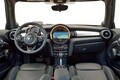 新型MINI、3気筒ターボの実力はいかに？