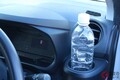 【驚愕】5分でキンキン！ 車内温度55度から28度までスグ下がる!? サンシェードは効果ある？ 夏のヒエヒエ最強テクニックとは