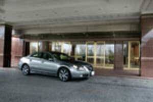 秋のMCで大幅チェンジ　新レジェンド撮り下ろし