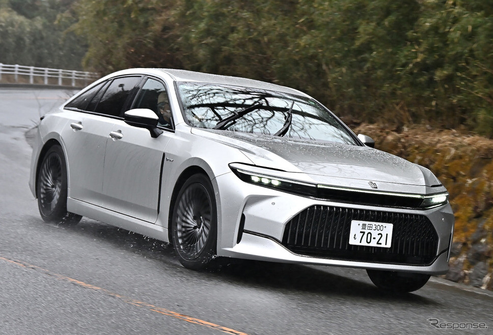 トヨタ『クラウン』、2024年度JNCAPファイブスター大賞を獲得