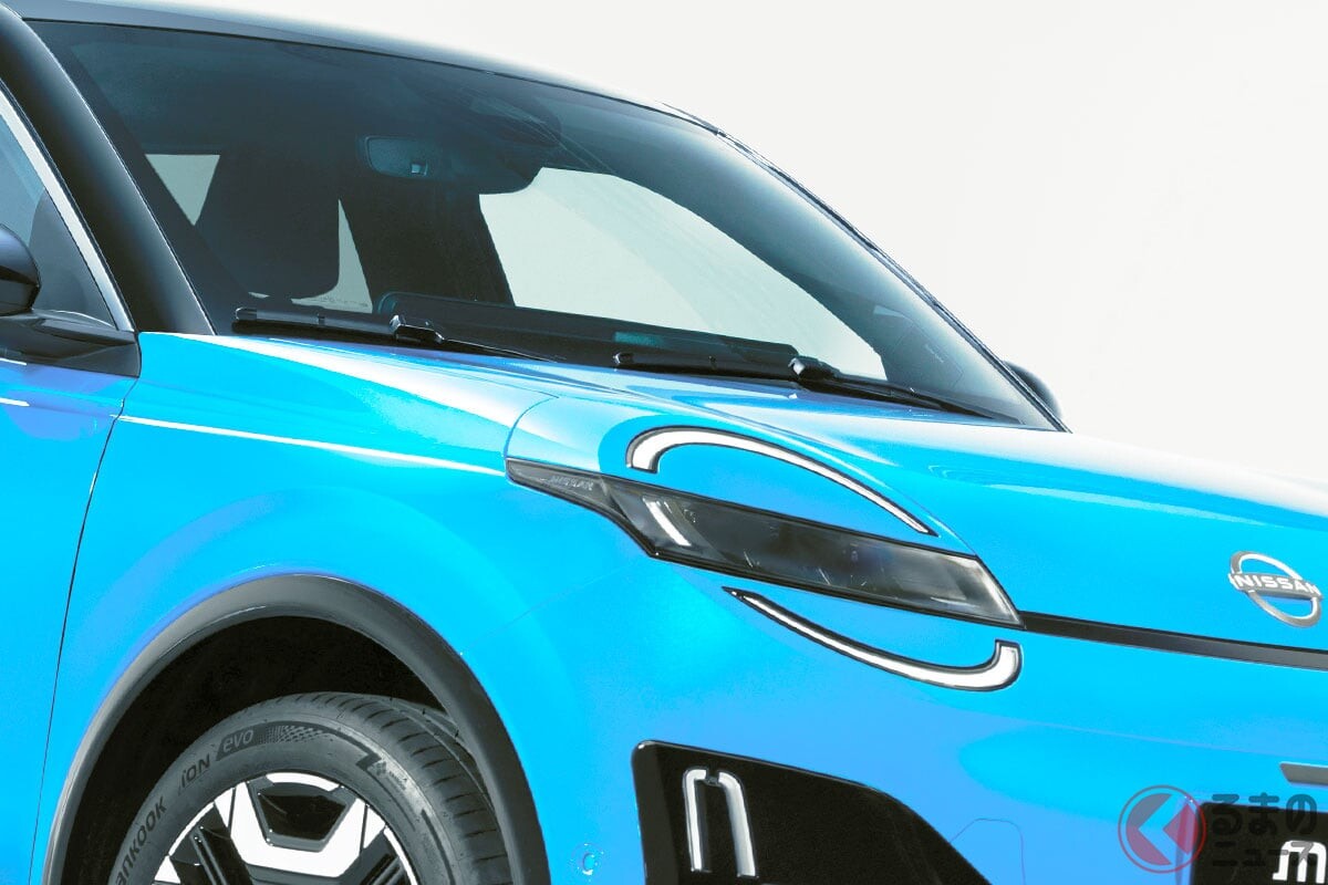 日産「マーチ」後継モデルを日本初公開へ！ “全長4m”小型ボディに懐かしい「丸目ライト」採用！ でも中身は“先進パワートレイン”で超進化！ ファン待望の「新型マイクラ」実車展示に大注目！