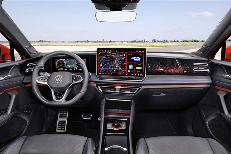 最新世代になったVWのSUV「ティグアン」と国産人気SUV「ハリアー」「CX-5」のお買い得度を比べた