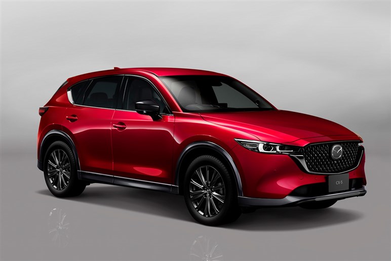 最新世代になったVWのSUV「ティグアン」と国産人気SUV「ハリアー」「CX-5」のお買い得度を比べた