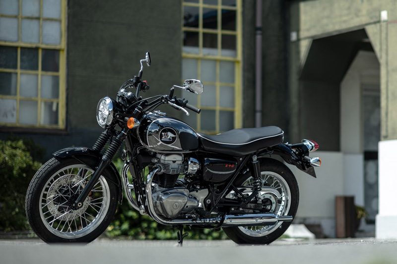 カワサキ メグロ の名を冠したコメモラティブモデル Meguro K3 が2 1発売 動画あり バイクブロス 自動車情報サイト 新車 中古車 Carview
