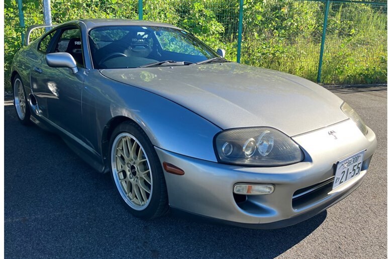 【旧車の名車に乗れる】“タイムマシン感覚”が気軽に味わえる「ネオクラ」レンタカーが予想外にイケてた