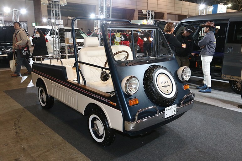 初代ホンダ・バモスで昭和40年代のビーチカーを再現 - 東京