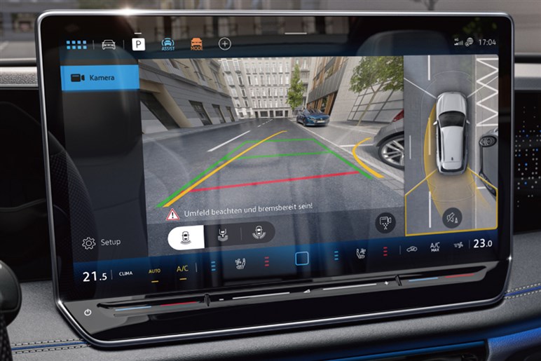 「ゴルフ8.5」予約開始。日本価格はバーゲン級、中でも“ロゴが光らない”ベース車がお買い得