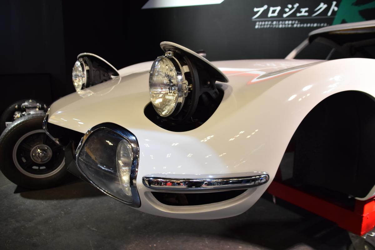 トヨタ2000GTがバラバラ状態で展示された驚きの理由とは【大阪オートメッセ2019】