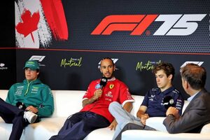 フェラーリ代表の将来を疑問視する報道に「気分が悪くなる」とハミルトン。大きな信頼を置く恩師を擁護／F1第10戦木曜会見