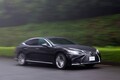 レクサス、フラッグシップセダンの新型LSを発売。価格は980万円から