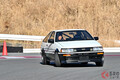 トヨタが「AE86 2人乗り＆MT仕様」を世界初公開、なぜ？ 発売から40年目…水素＆EVで華麗にドリフトするハチロクを展示した理由