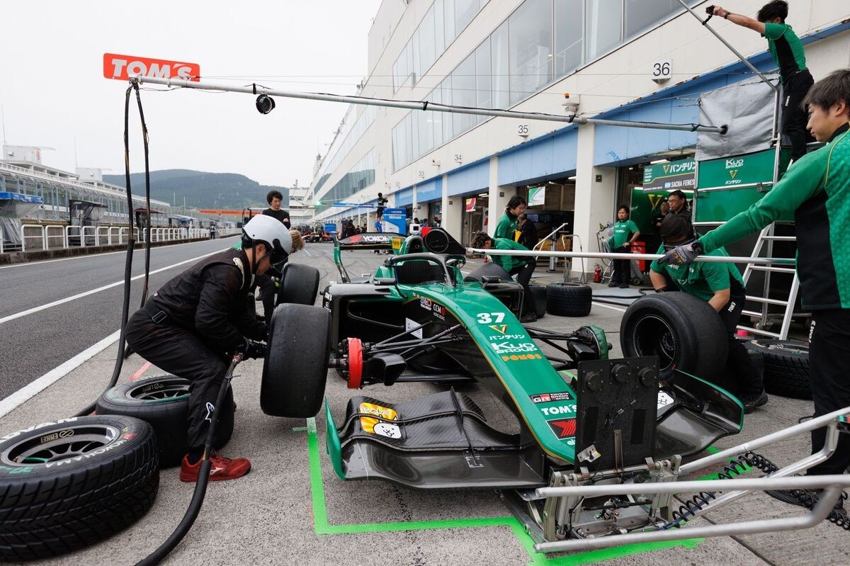 ミスなし＆爆速タイヤ交換の秘訣をトムスに聞く。スーパーフォーミュラの勝敗分ける責任重大な作業には“落とし穴”も