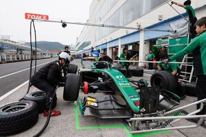 ミスなし＆爆速タイヤ交換の秘訣をトムスに聞く。スーパーフォーミュラの勝敗分ける責任重大な作業には“落とし穴”も