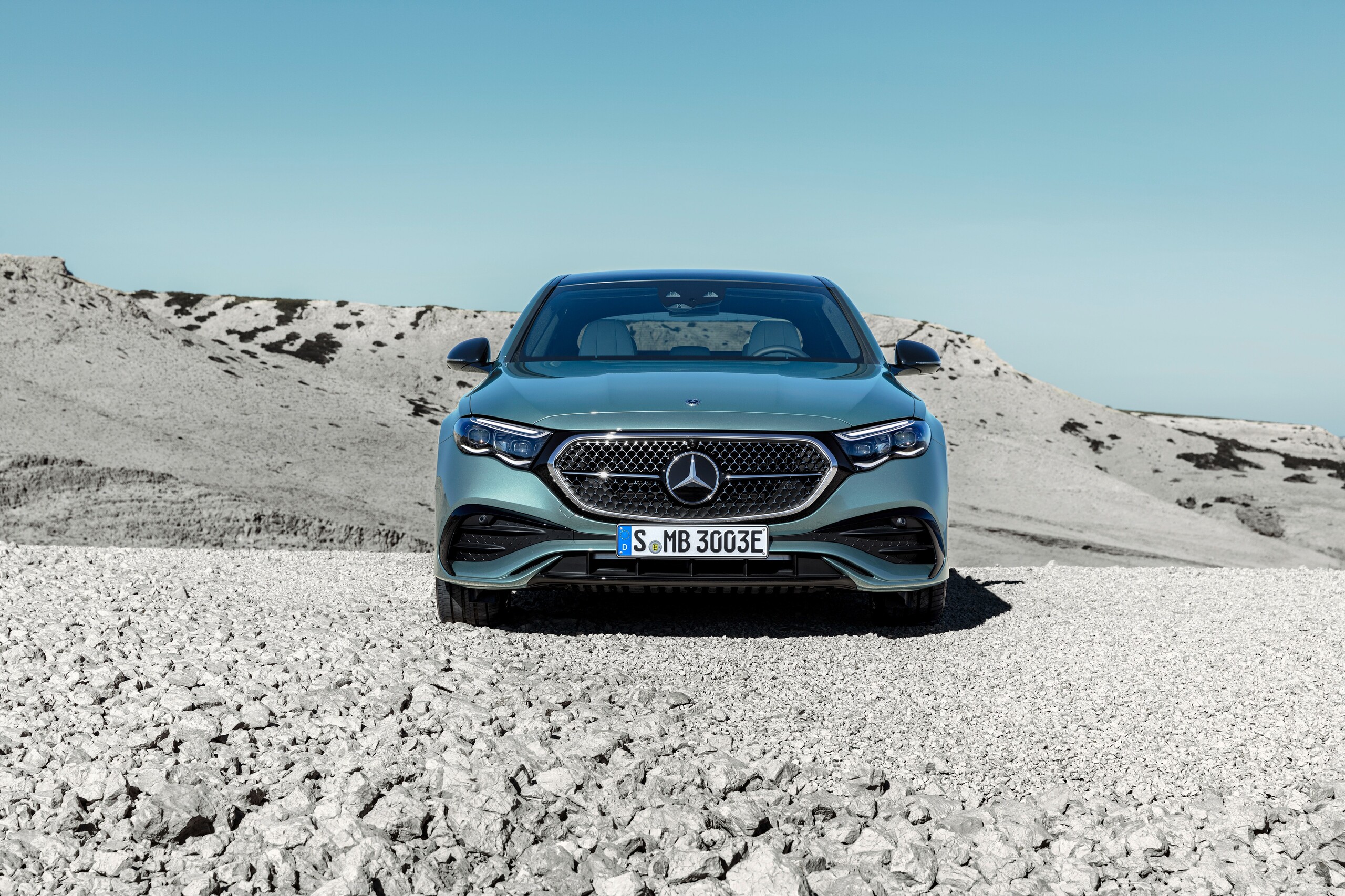 新型メルセデス・ベンツEクラス登場！