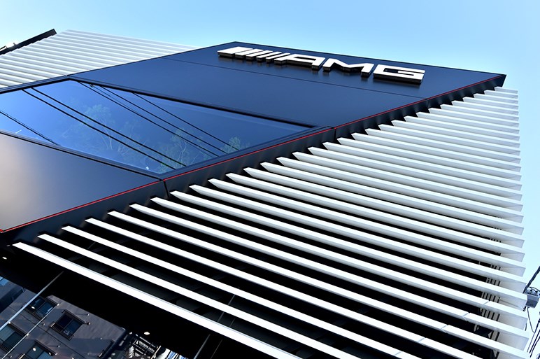 世界初のメルセデス AMG専売店オープン。カスタマイズプログラムも導入