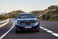 “巨大キドニーグリル”時代は本当に終わるのか？ BMWデザイン責任者が語る巨大化の背景と未来戦略とは