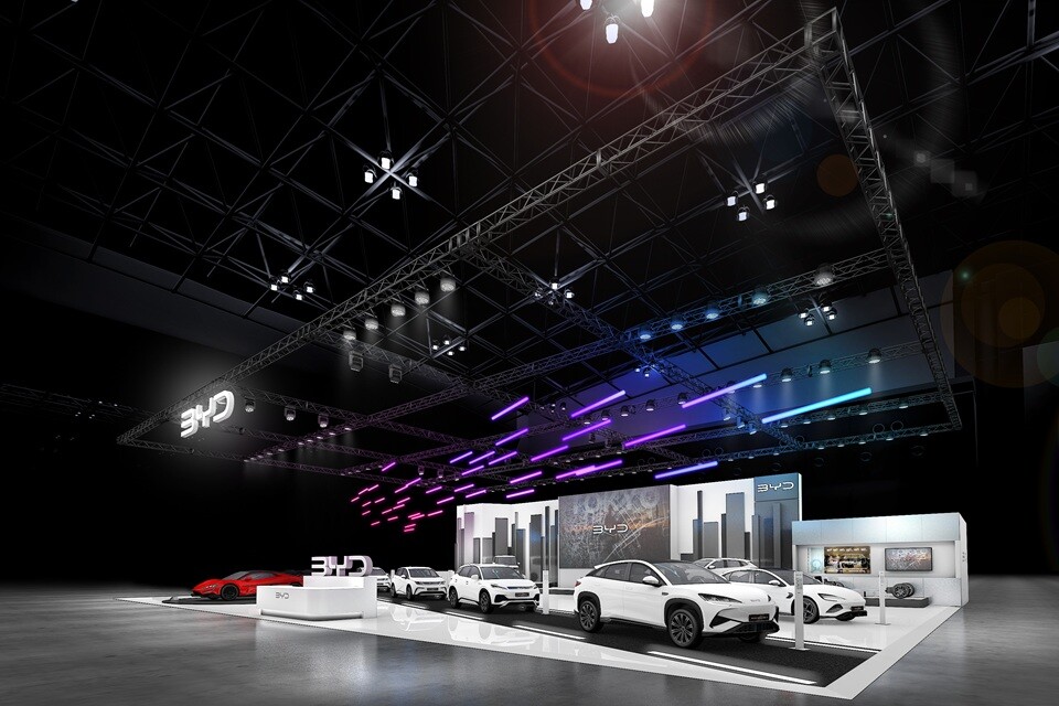 【JMS2025】BYDの2026年夏発売予定の軽EVはスーパーハイトワゴン「ラッコ」